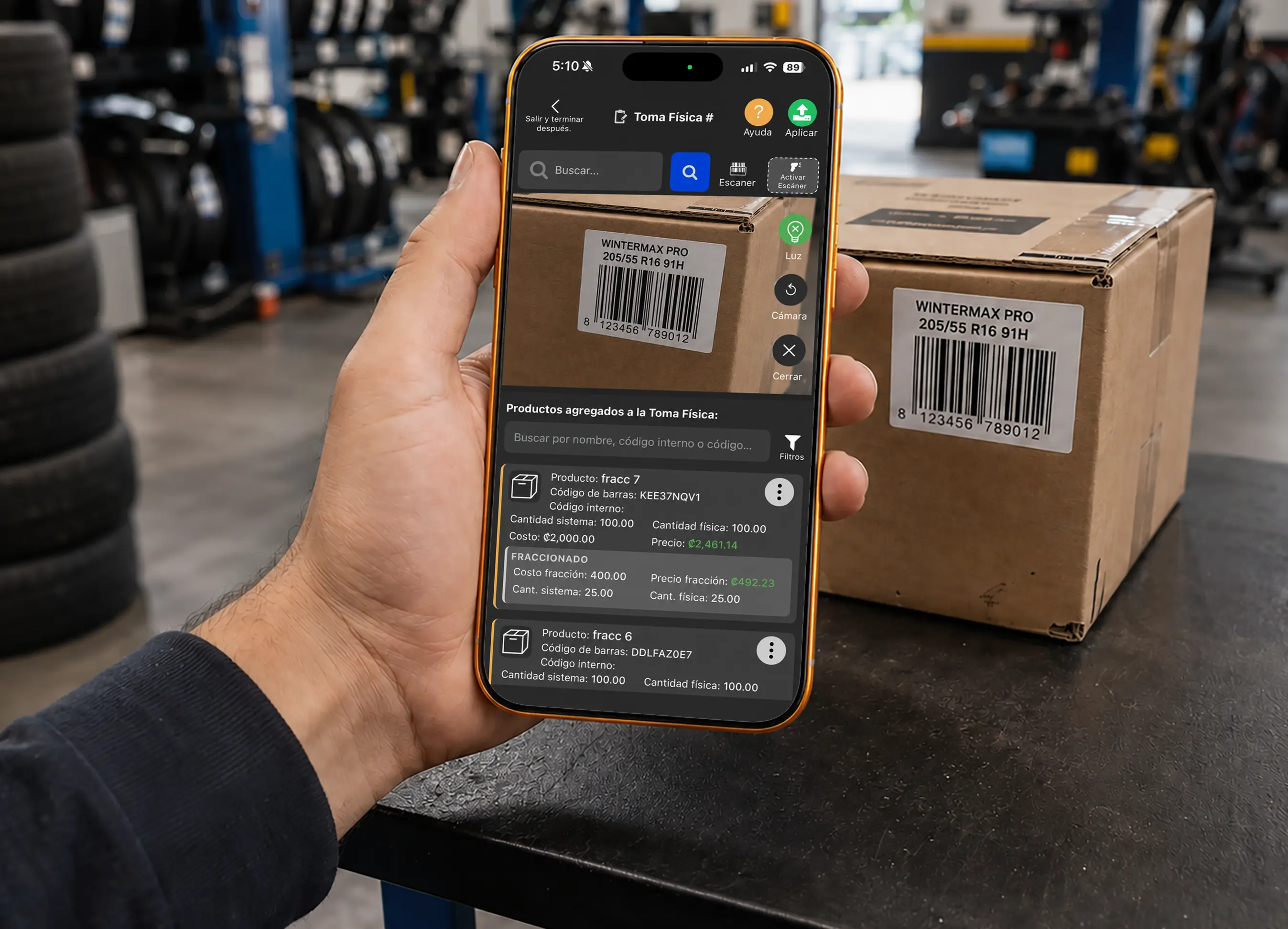 Toma física con escáner para inventario de llantas